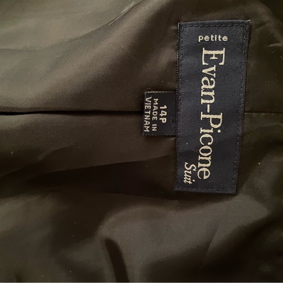 Jacket - Picture 4 of 4